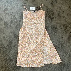 Forever 21 dress never been worn still has tags